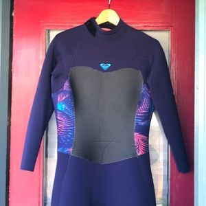 NWT Roxy full wetsuit